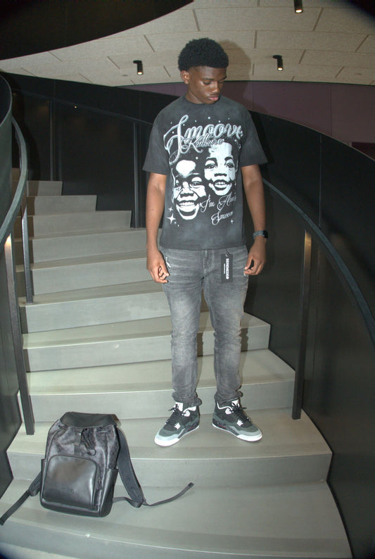 Always smoove T-shirt (PRE-ORDER)